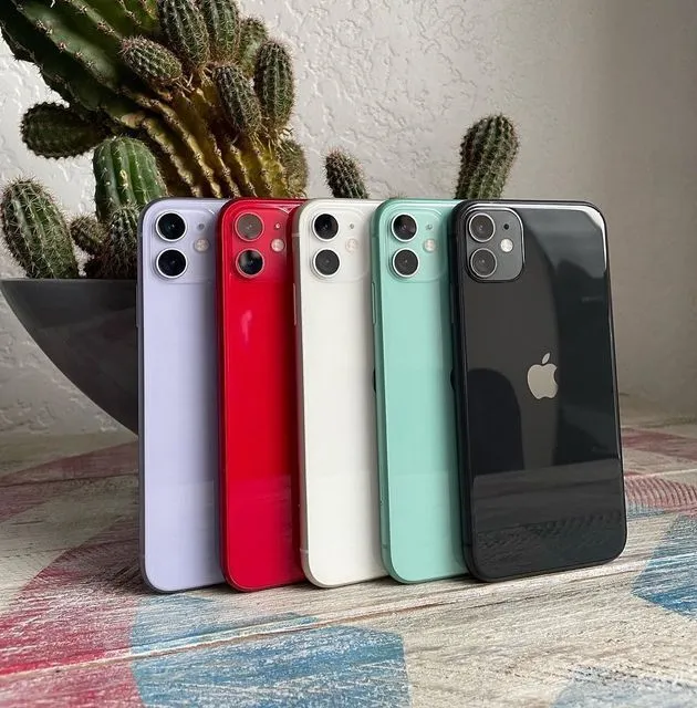Apple iphone 11 simple toutes les couleurs sont disponibles à dakar