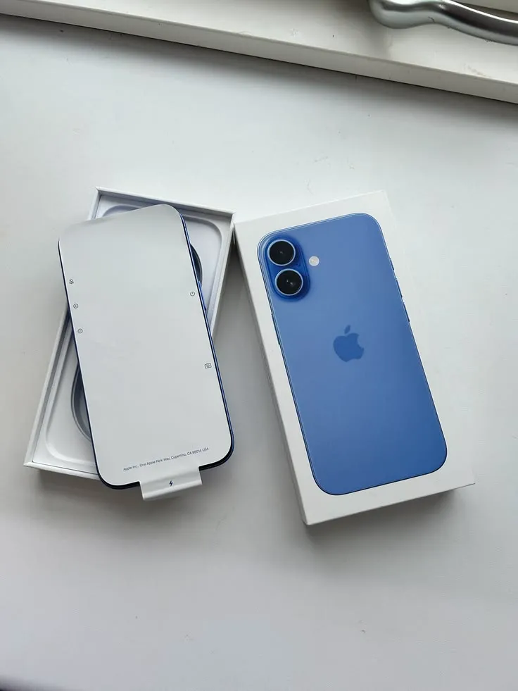 Apple iphone 16 plus bleu à dakar