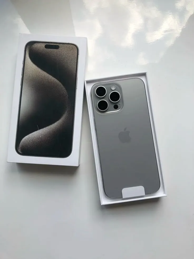 Apple iphone 15 pro max gris à dakar